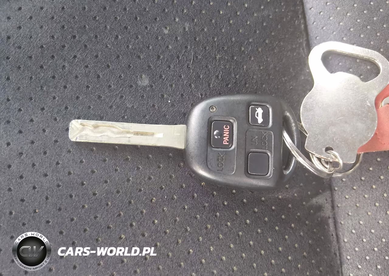 2002 Lexus Is 300 VIN:JTHBD192920060335 - 11