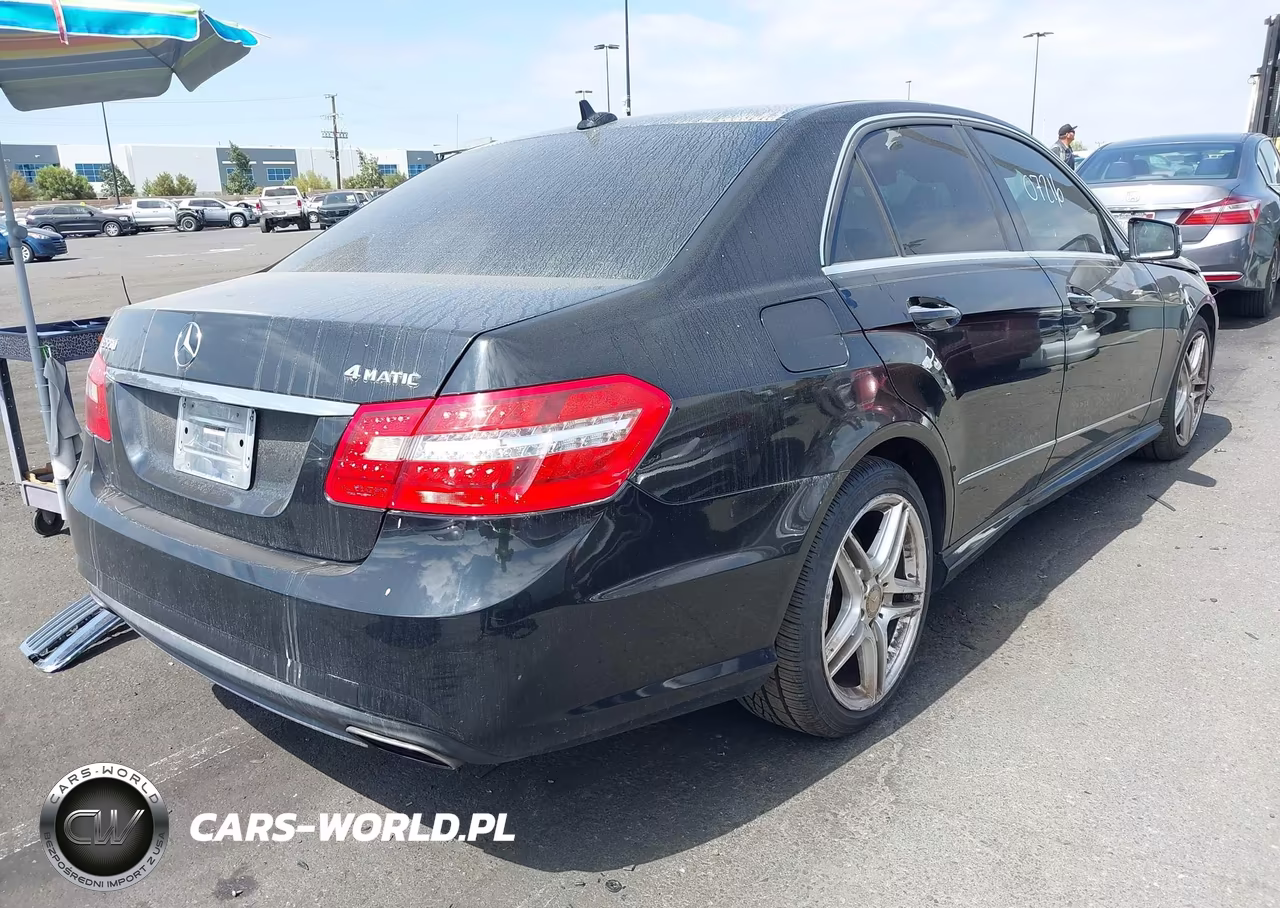 2013 Mercedes-Benz E 550 4Matic VIN:WDDHF9BB8DA728725 - 4