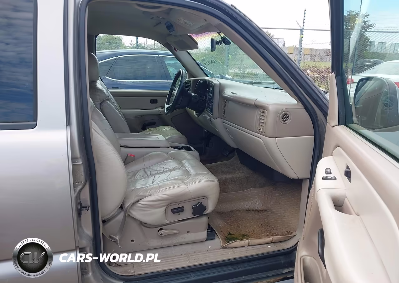 2001 Chevrolet Suburban 1500 Ls VIN:3GNFK16T21G260075 - 5