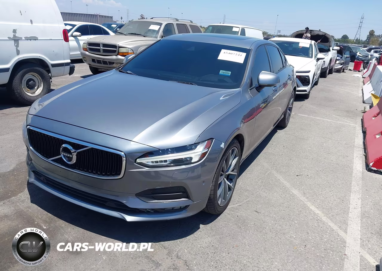 2018 Volvo S90 T6 Momentum VIN:LVY992MK6JP023112 - 6