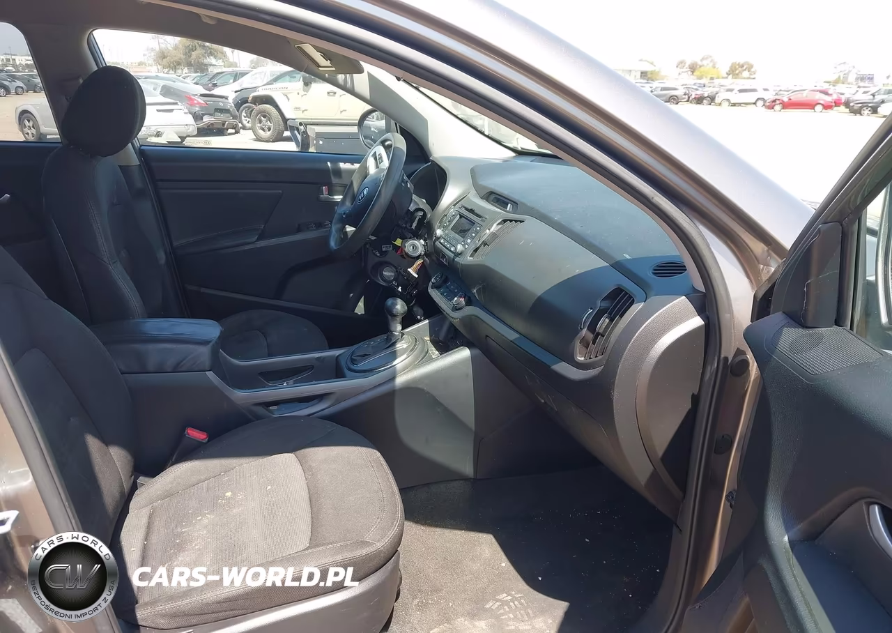 2012 Kia Sportage Lx VIN:KNDPB3A22C7305487 - 5