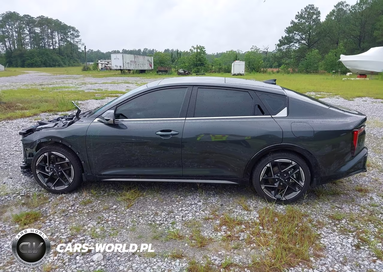 2025 Kia K4 Gt-Line VIN:3KPFW4DE8SE171451 - 14