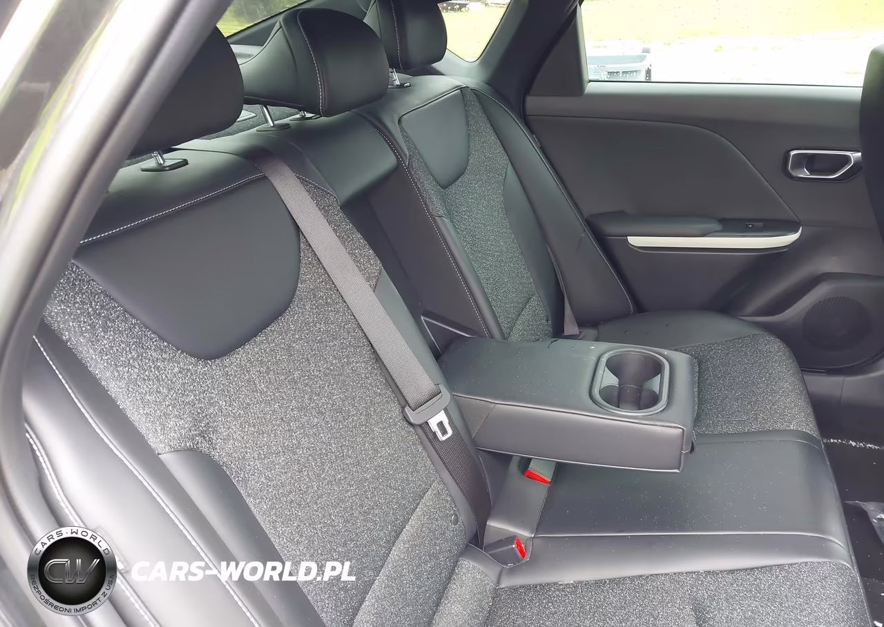 2025 Kia K4 Gt-Line VIN:3KPFW4DE8SE171451 - 8