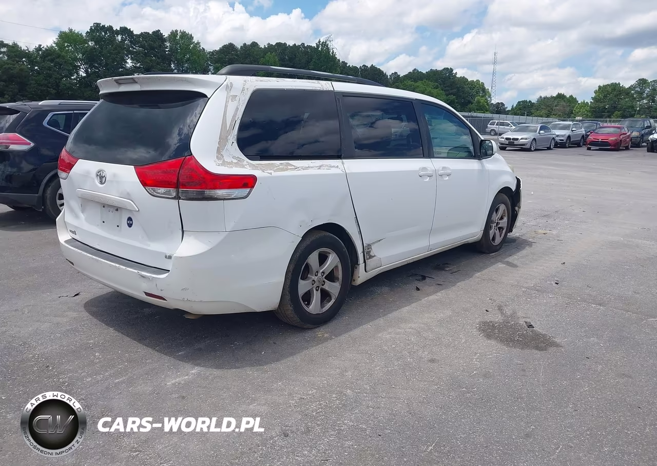 2011 Toyota Sienna Le V6 VIN:5TDKK3DC2BS066347 - 4