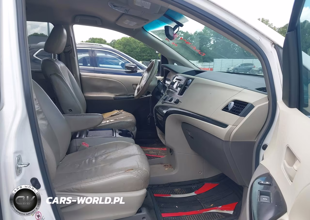 2011 Toyota Sienna Le V6 VIN:5TDKK3DC2BS066347 - 5