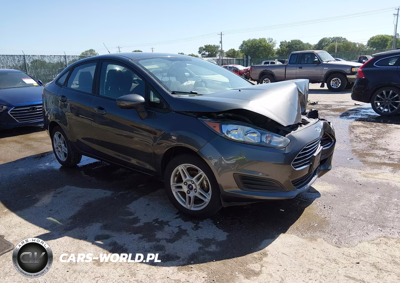 2018 Ford Fiesta Se – zdjęcie 1 z 17