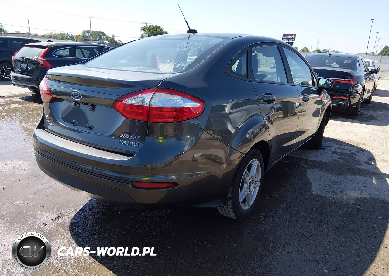 2018 Ford Fiesta Se VIN:3FADP4BJ6JM104443 - 4