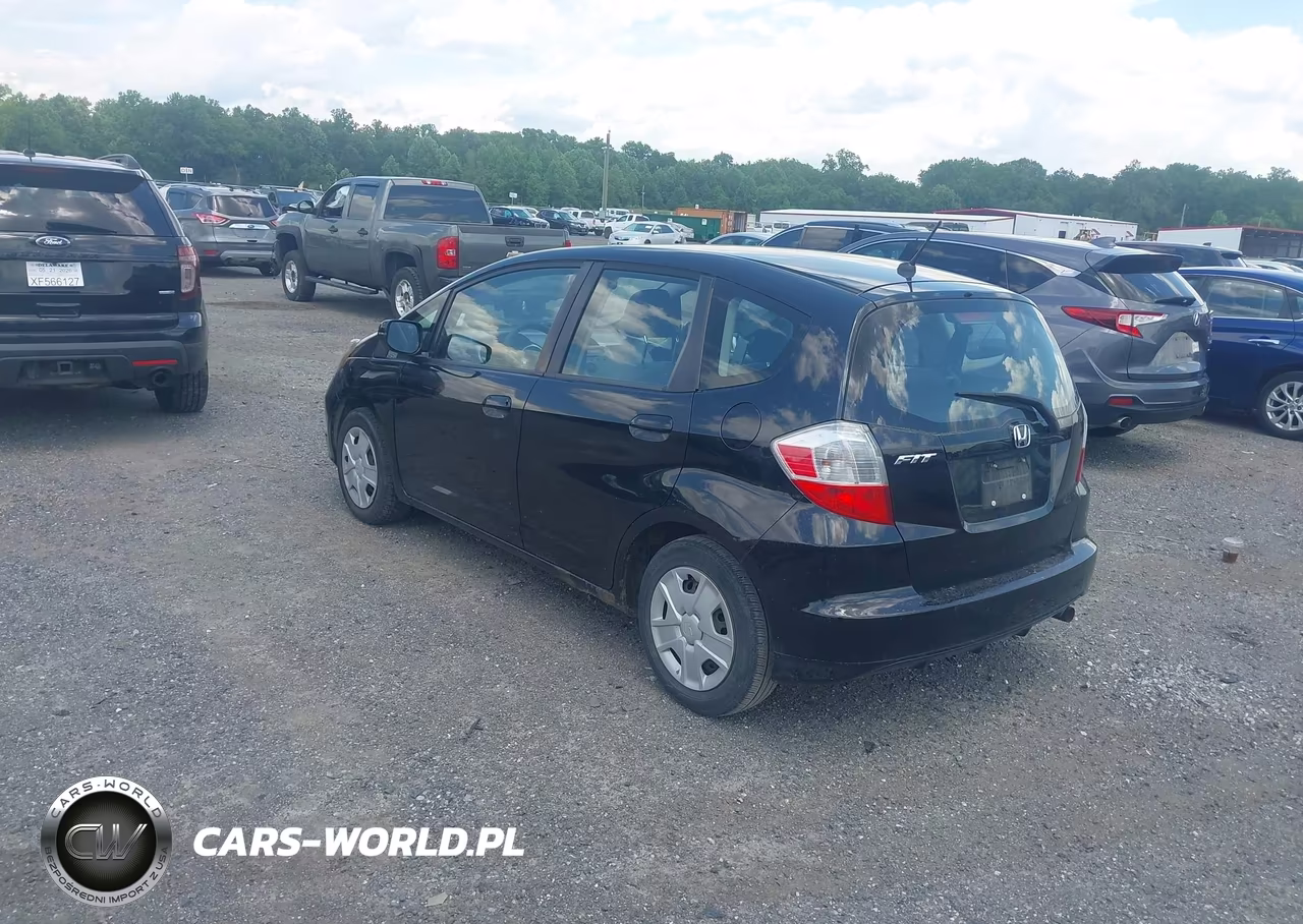 2013 Honda Fit VIN:JHMGE8G38DC012141 - 3