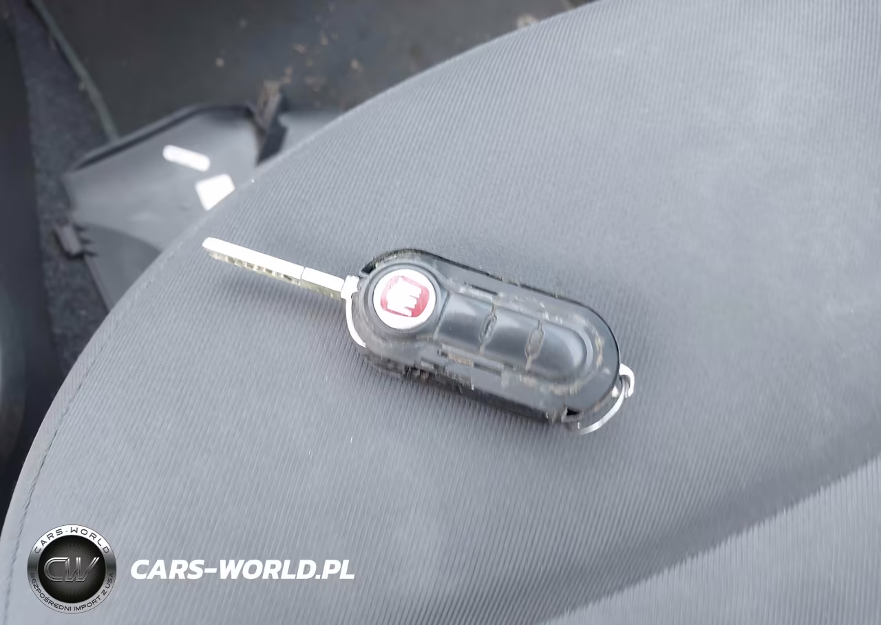 2013 Fiat 500 Pop VIN:3C3CFFAR3DT554416 - 11