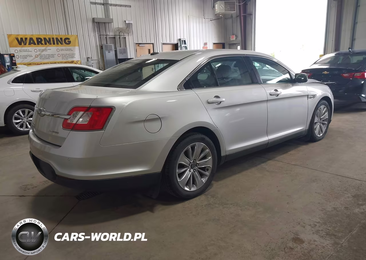 2010 Ford Taurus Limited VIN:1FAHP2FW0AG136696 - 4