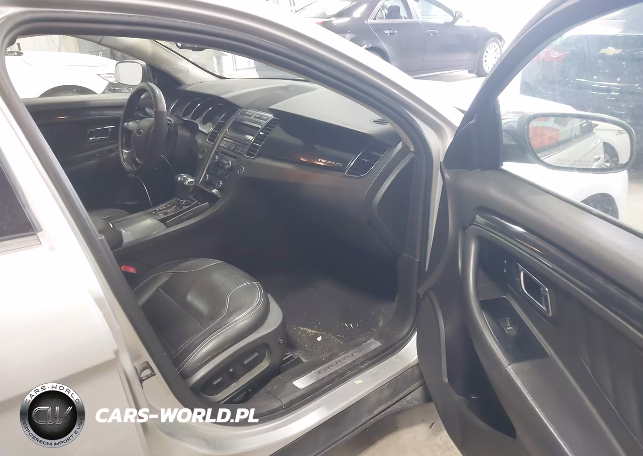 2010 Ford Taurus Limited VIN:1FAHP2FW0AG136696 - 5