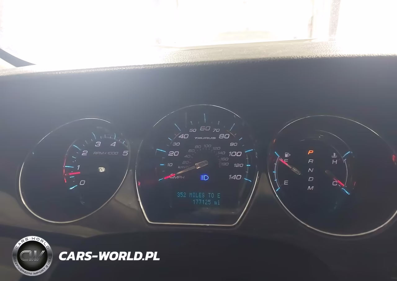 2010 Ford Taurus Limited VIN:1FAHP2FW0AG136696 - 7