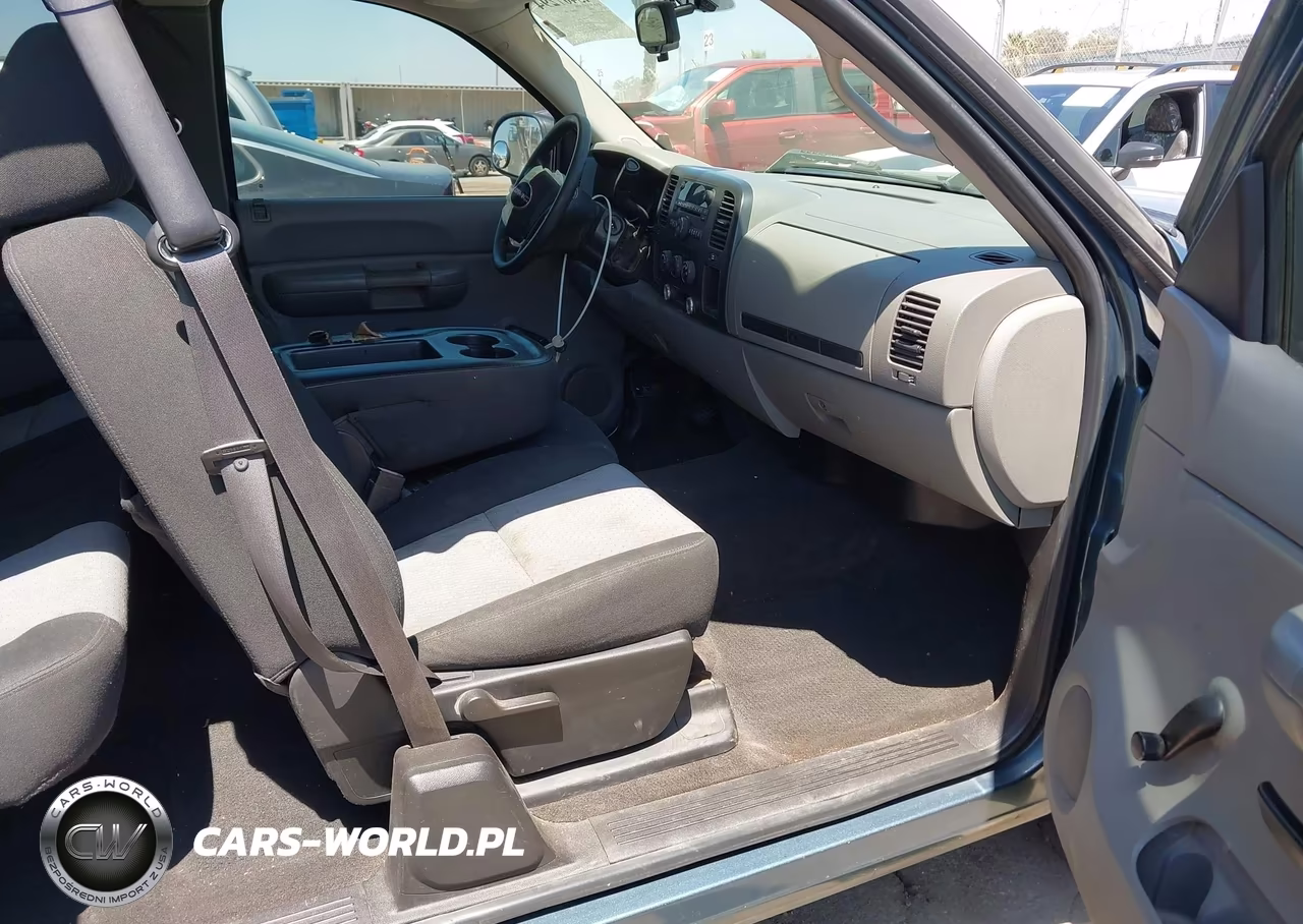 2007 GMC Sierra 1500 Work Truck VIN:1GTEC19C07Z581635 - 5