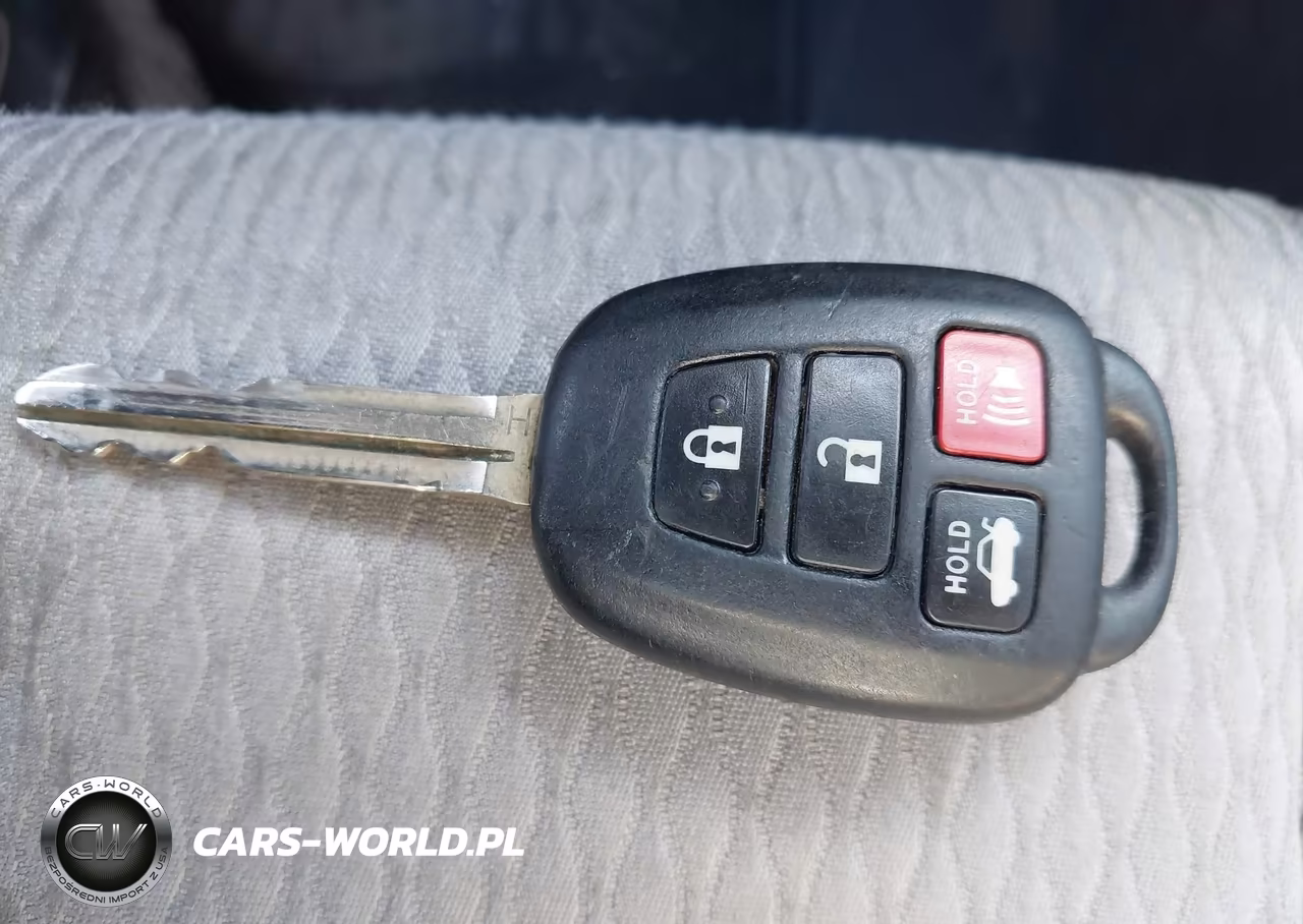 2015 Toyota Corolla Le VIN:2T1BURHE6FC431829 - 11