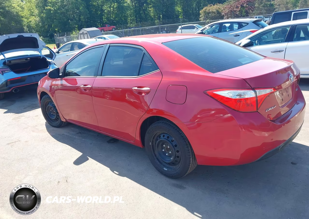 2015 Toyota Corolla Le VIN:2T1BURHE6FC431829 - 3