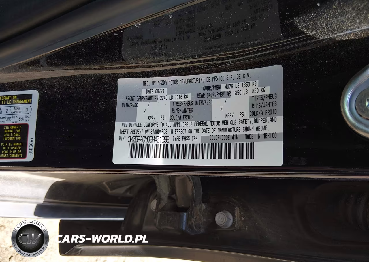 2025 Mazda Mazda3 VIN:3MZBPACM0SM451399 - 9