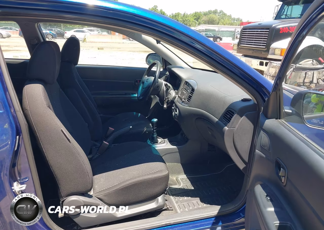 2011 Hyundai Accent Se VIN:KMHCN3AC2BU200314 - 5