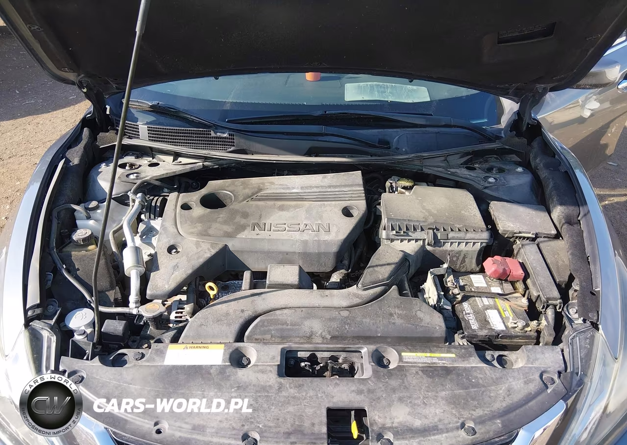 2018 Nissan Altima 2.5 Sr VIN:1N4AL3AP2JC211733 - 10