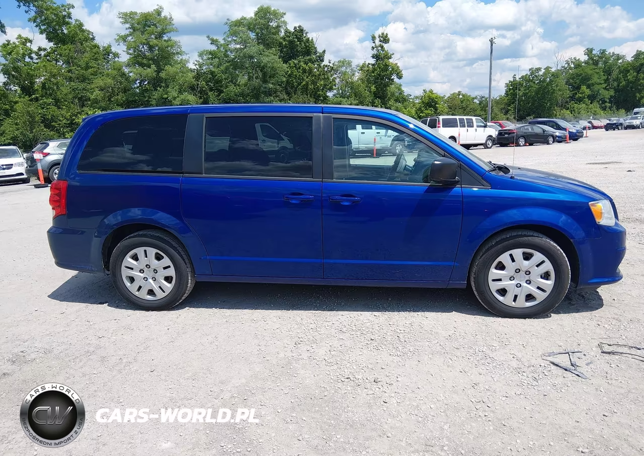 2018 Dodge Grand Caravan Se VIN:2C4RDGBG3JR296993 - 13