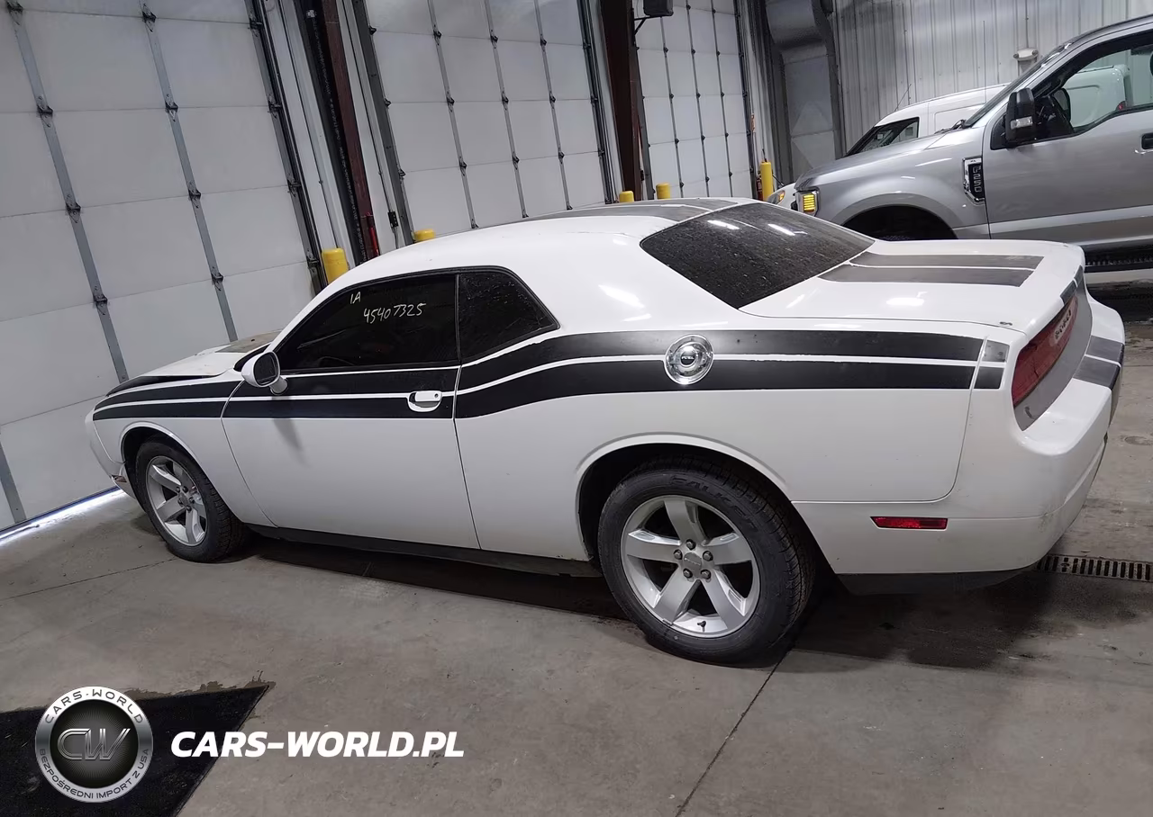2013 Dodge Challenger Sxt VIN:2C3CDYAG1DH648853 - 14