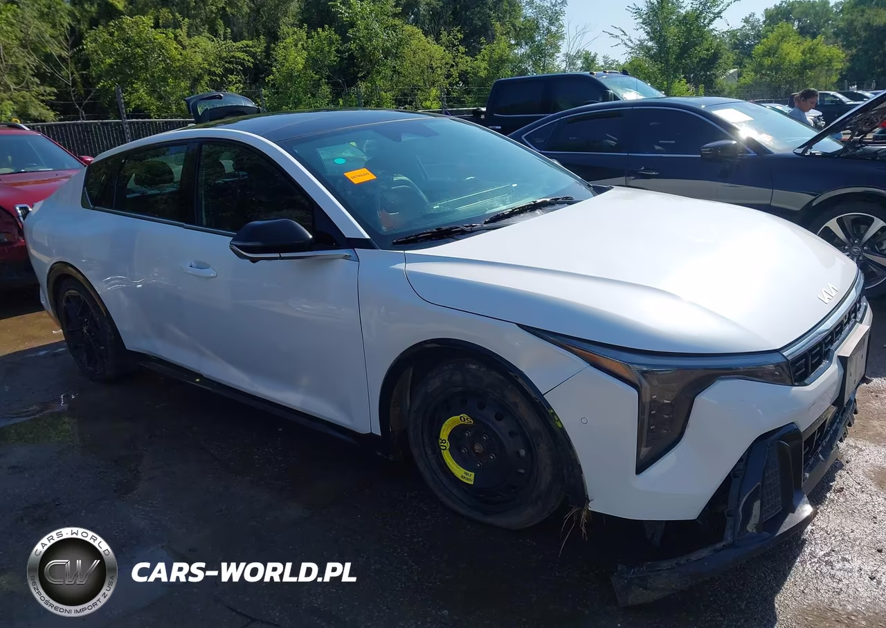2025 Kia K4 Gt-Line Turbo