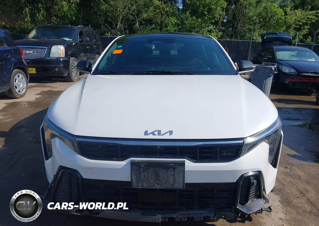 2025 Kia K4 Gt-Line Turbo VIN:3KPFW4DCXSE102503 - 12