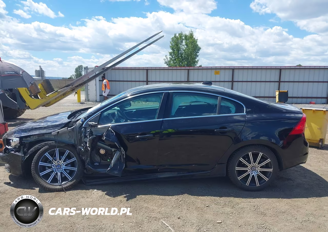 2016 Volvo S60 Inscription T5 Drive-E Premier VIN:LYV402FK3GB092952 - 14