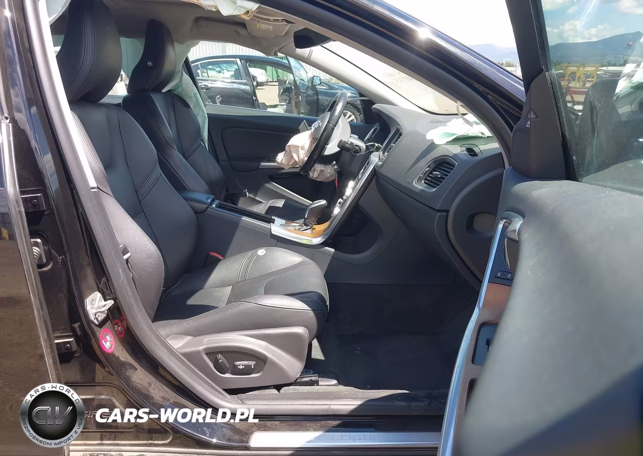 2016 Volvo S60 Inscription T5 Drive-E Premier VIN:LYV402FK3GB092952 - 5