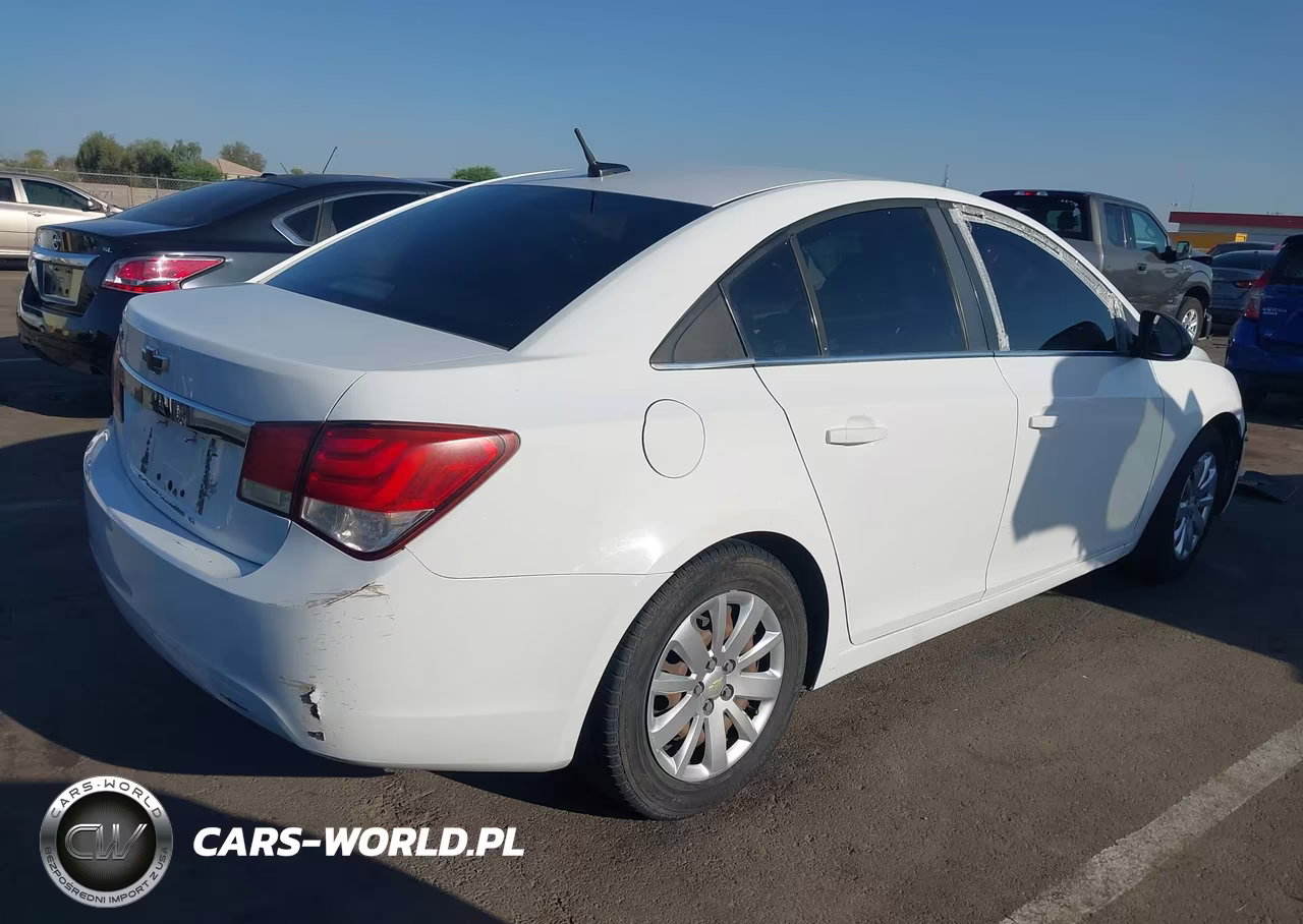2011 Chevrolet Cruze Ls VIN:1G1PC5SH2B7199433 - 4