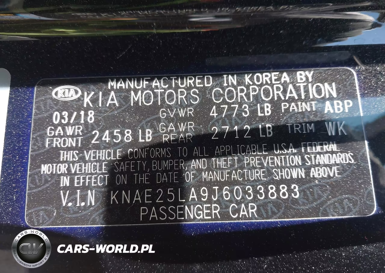 2018 Kia Stinger Premium VIN:KNAE25LA9J6033883 - 9