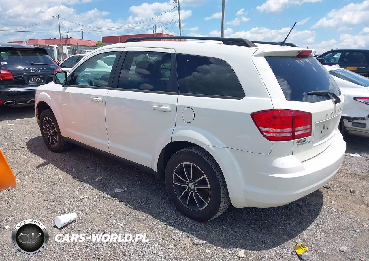 2018 Dodge Journey Se VIN:3C4PDCAB7JT189058 - 3