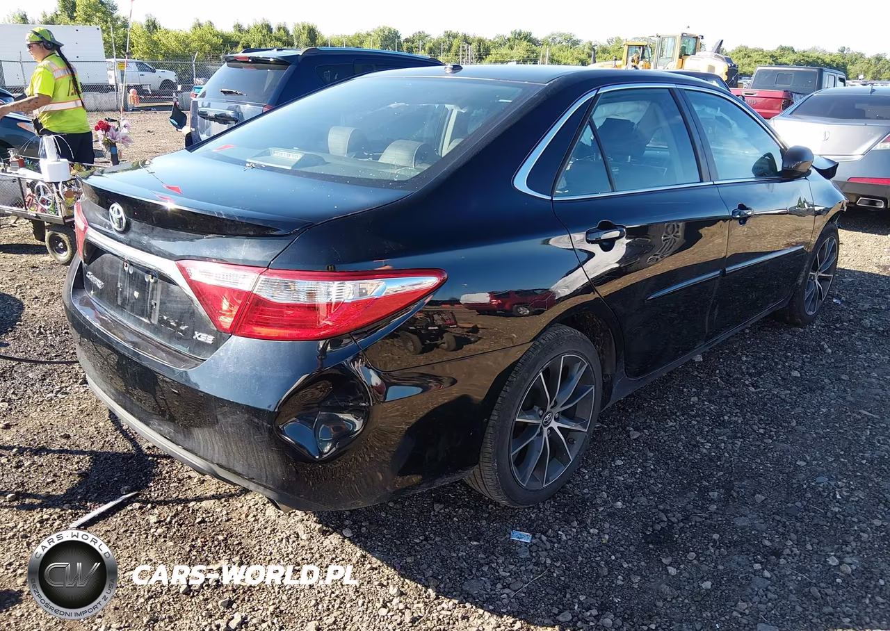 2016 Toyota Camry Xse V6 VIN:4T1BK1FK6GU574568 - 4