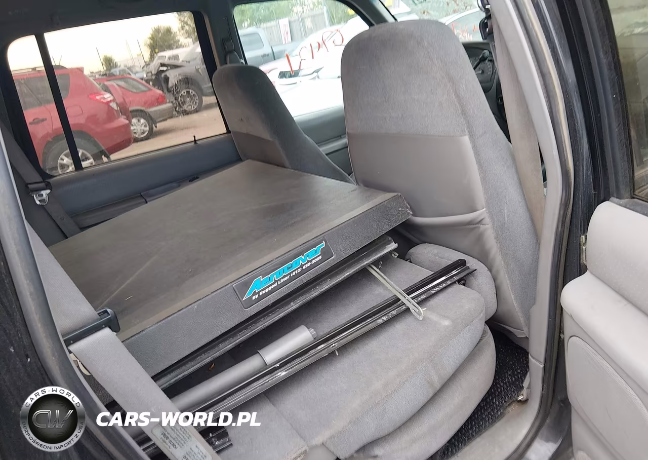1997 Ford Explorer Eddie Bauer-Limited-Xlt VIN:1FMDU35P0VUA98858 - 8