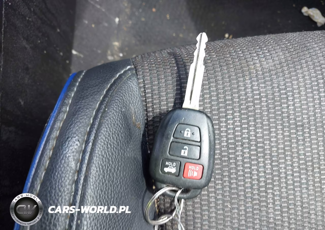 2018 Toyota Corolla Se VIN:5YFBURHE9JP791816 - 11