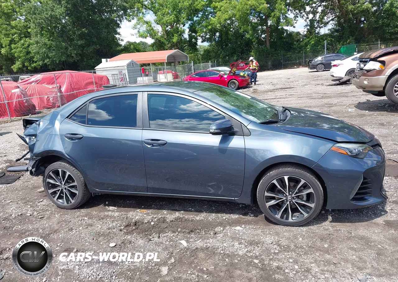 2018 Toyota Corolla Se VIN:5YFBURHE9JP791816 - 13