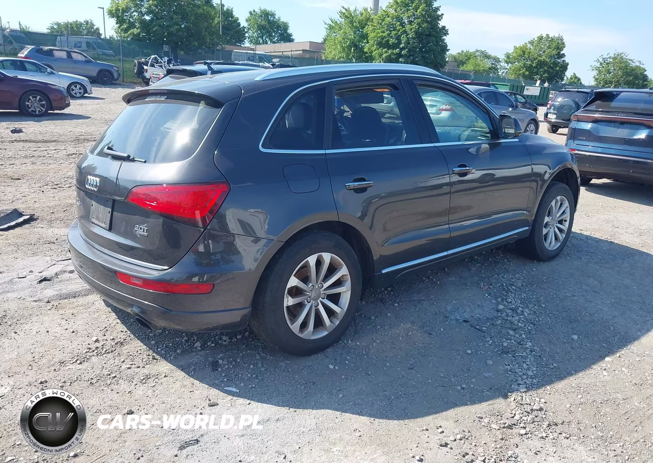 2015 Audi Q5 2.0T Premium VIN:WA1LFAFP0FA095310 - 4