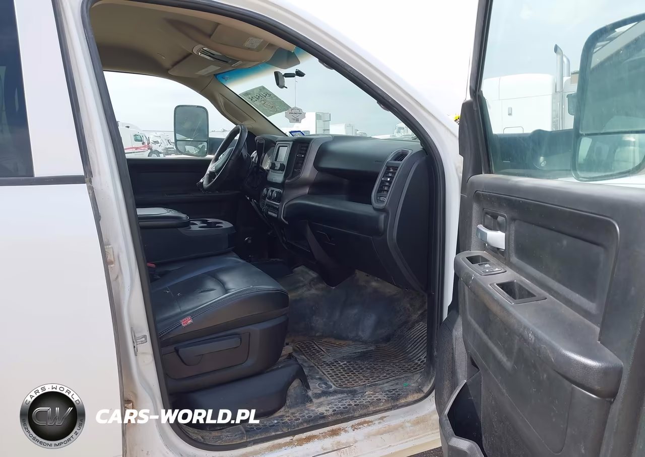 2019 Ram 3500 Chassis Tradesman-Slt-Laramie-Limited VIN:3C7WRTCL0KG620534 - 5