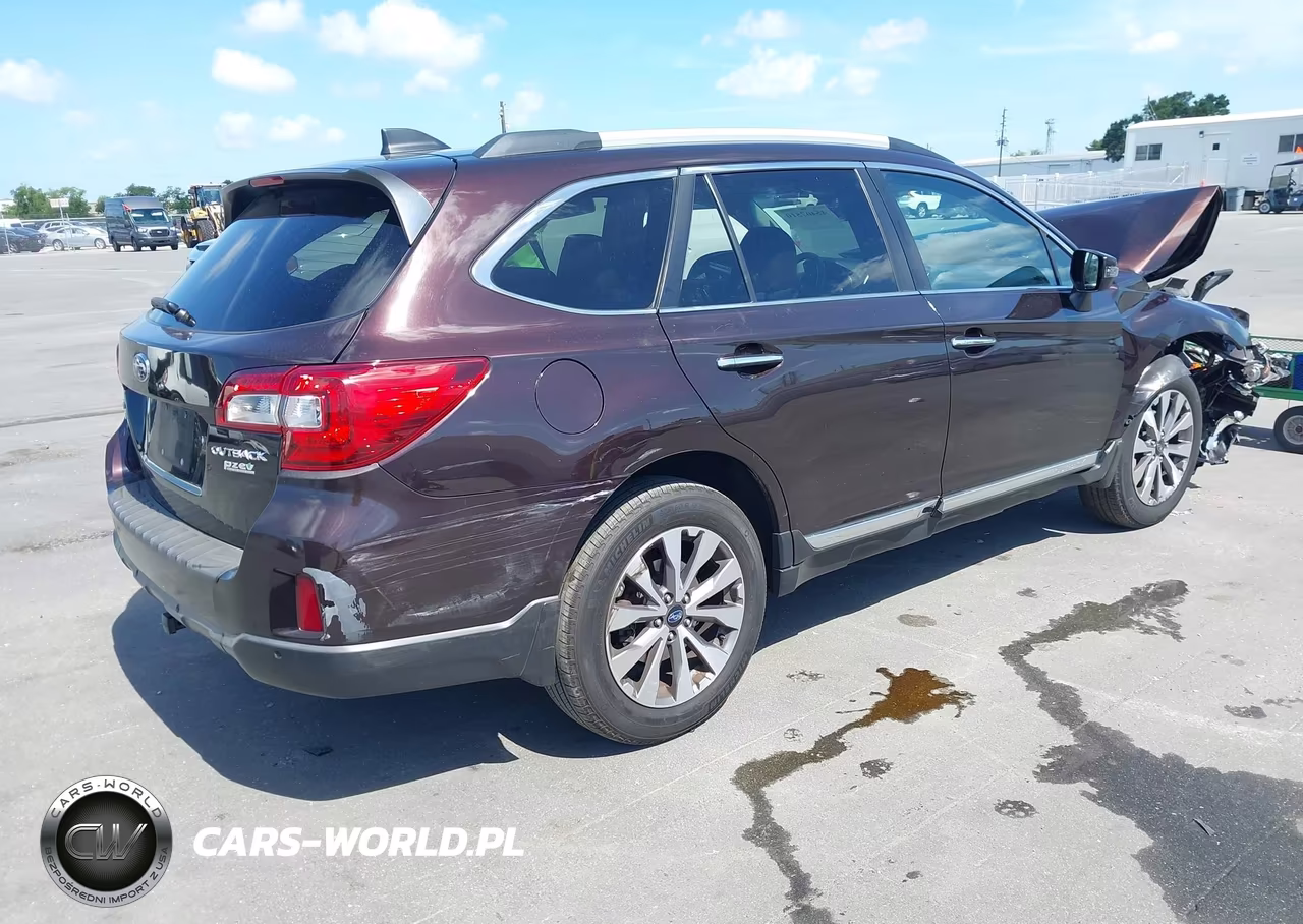 2017 Subaru Outback 2.5I Touring VIN:4S4BSATC4H3213571 - 4
