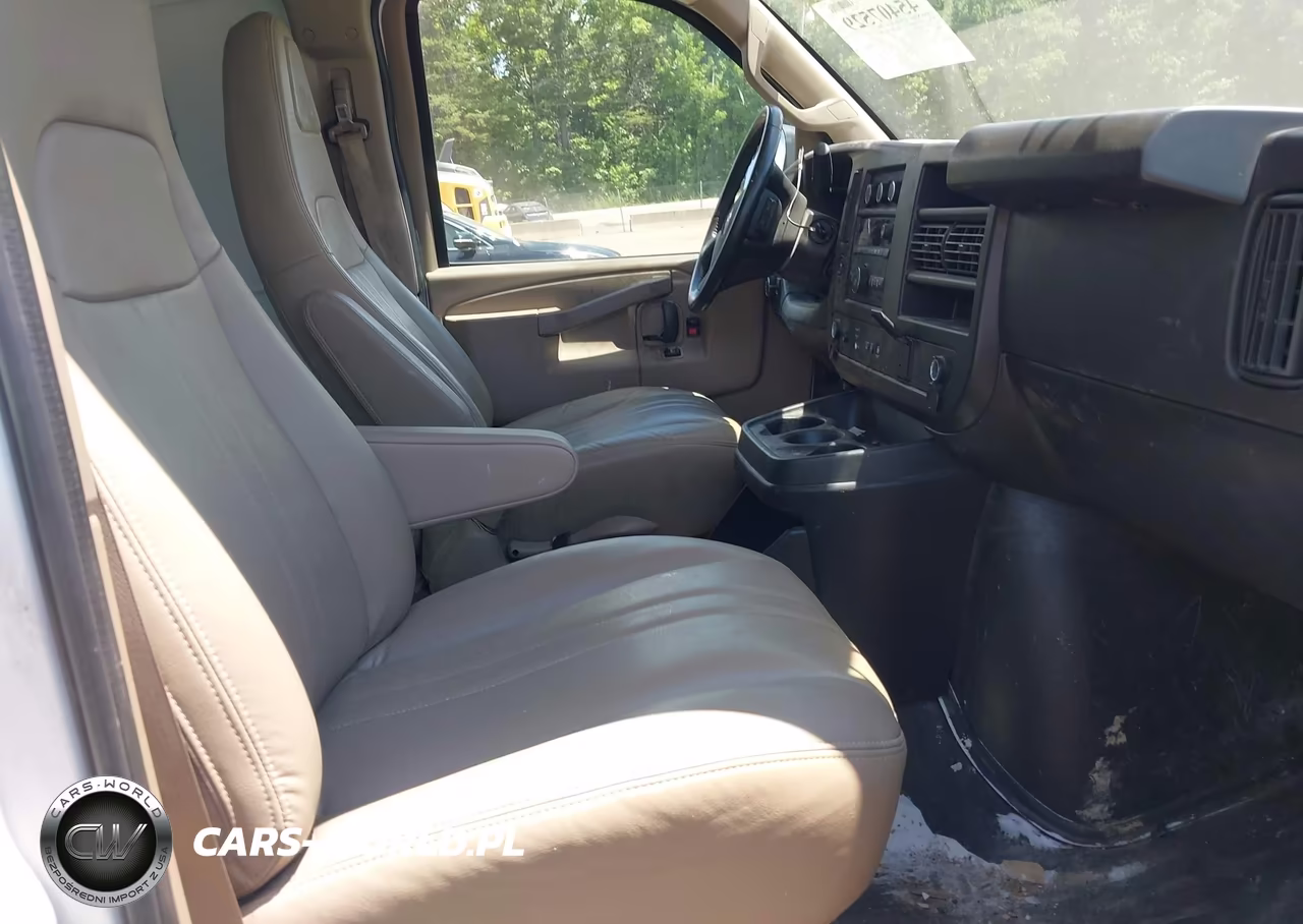 2023 Chevrolet Express Cargo Rwd 3500 Regular Wheelbase Wt VIN:1GCZGGFP4P1255058 - 5