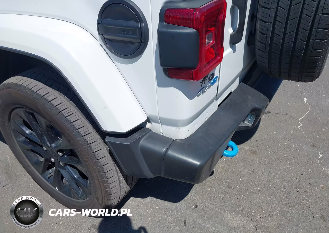 2023 Jeep Wrangler 4Xe Sahara 4X4 VIN:1C4JJXP64PW630406 - 6