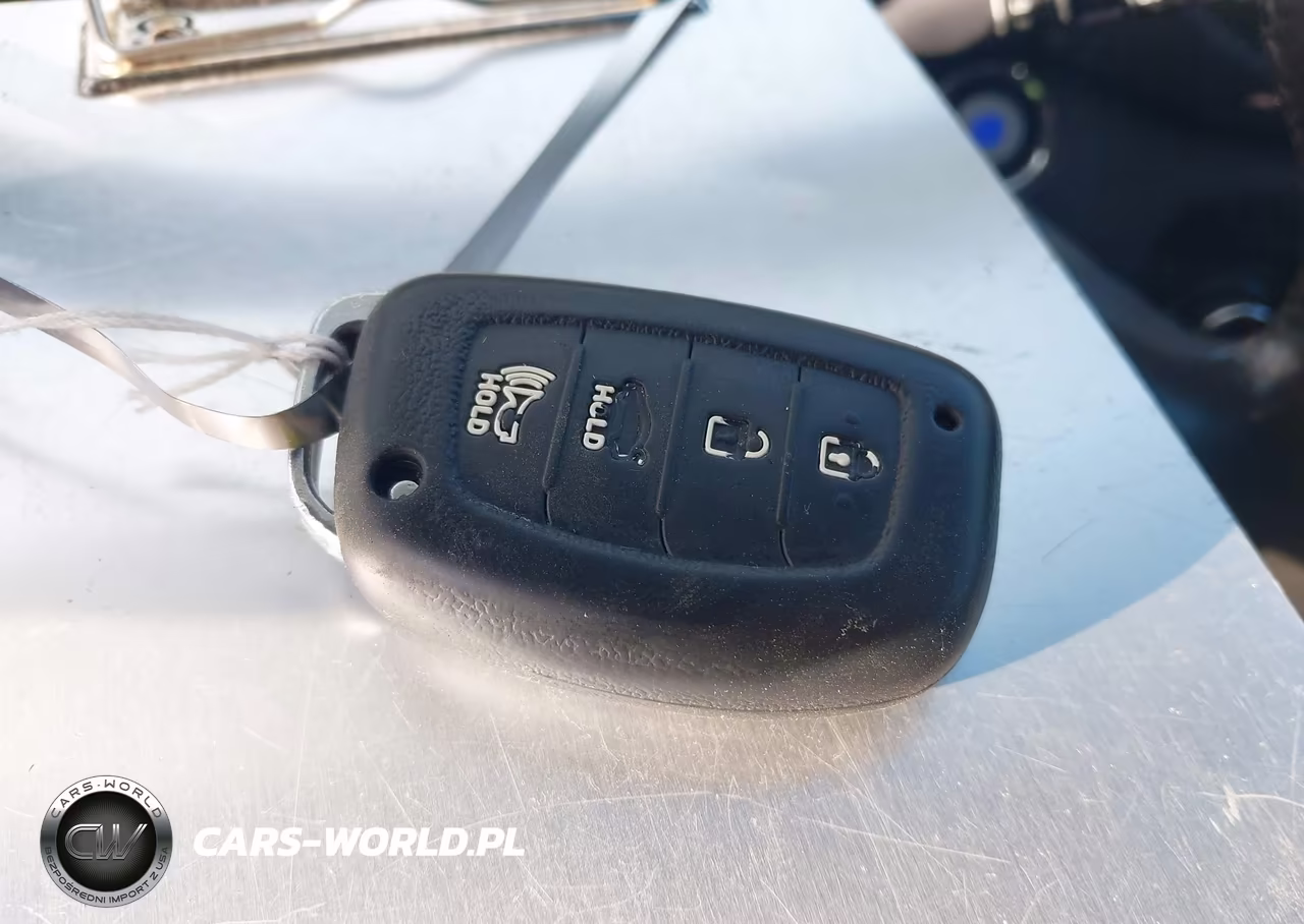 2018 Hyundai Tucson Value VIN:KM8J3CA24JU754750 - 11