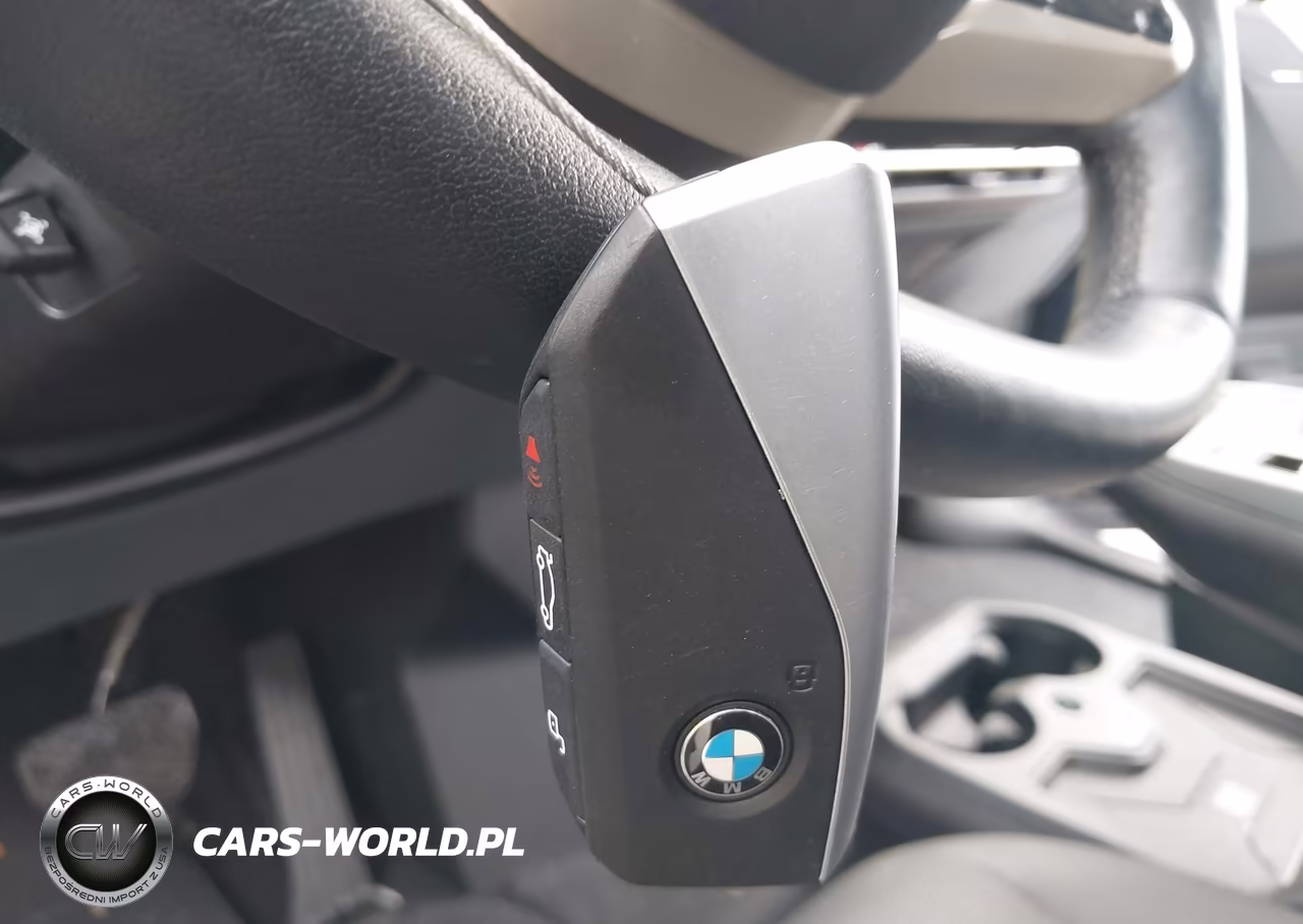 2025 BMW Ix xDrive50 VIN:WB523CF0XSCT46417 - 11