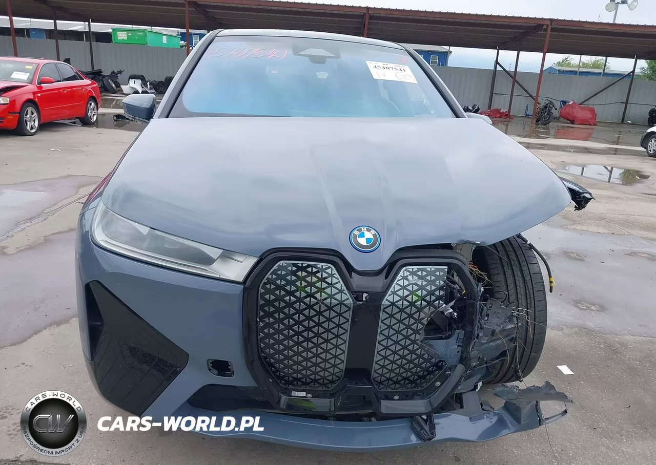 2025 BMW Ix xDrive50 VIN:WB523CF0XSCT46417 - 12