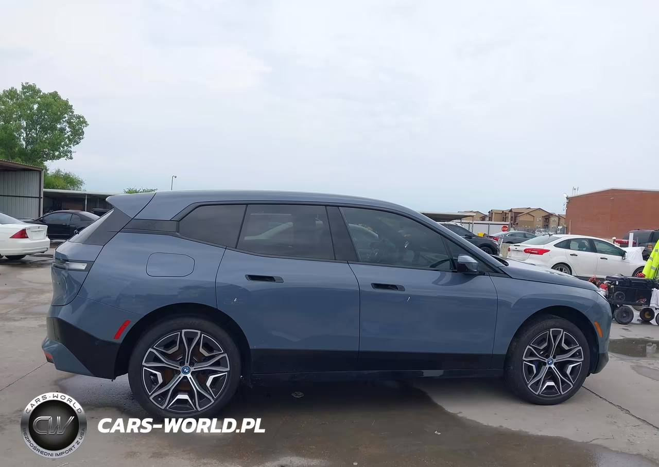 2025 BMW Ix xDrive50 VIN:WB523CF0XSCT46417 - 13