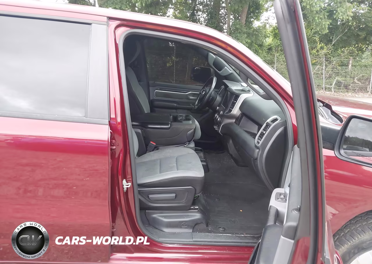 2021 Ram 1500 Big Horn 4X2 5'7 Box VIN:1C6RREFG2MN750630 - 5