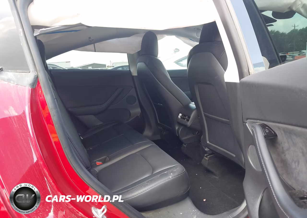 2020 Tesla Model Y VIN:5YJYGDEF9LF039680 - 8