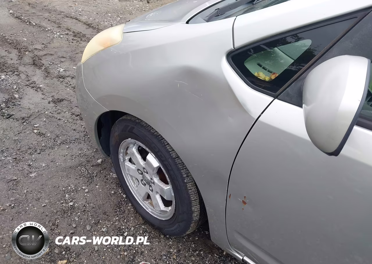 2004 Toyota Prius VIN:JTDKB20U740009351 - 6