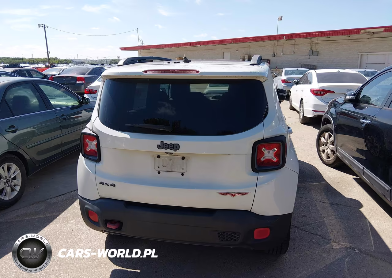 2015 Jeep Renegade Trailhawk VIN:ZACCJBCT8FPC35728 - 16