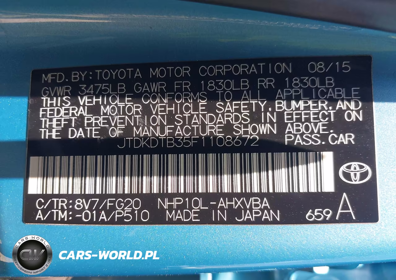 2015 Toyota Prius C Two VIN:JTDKDTB35F1108672 - 9