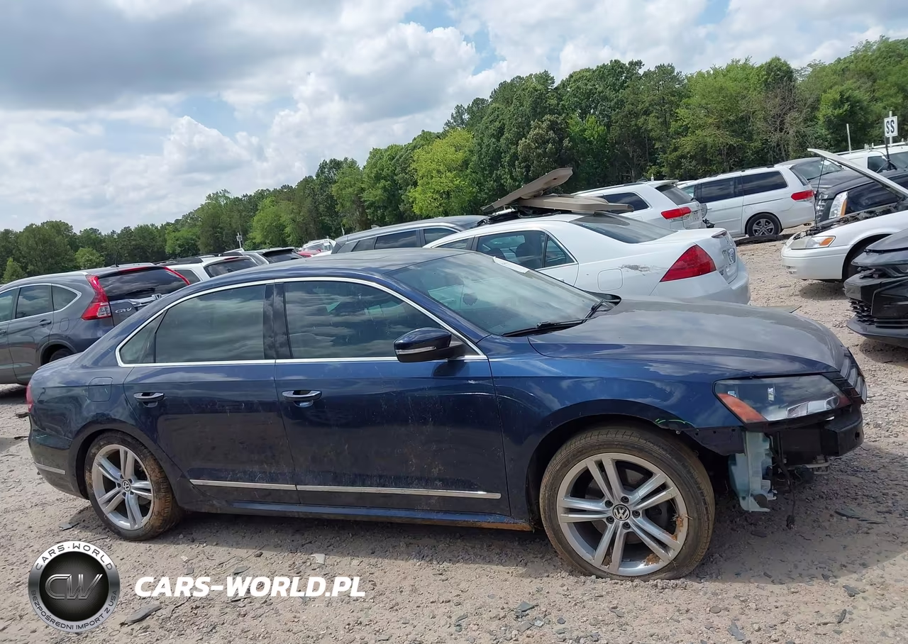 2015 Volkswagen Passat 1.8T Sel Premium VIN:1VWCS7A30FC015224 - 13